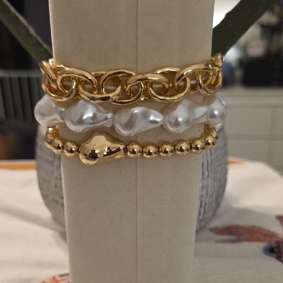 Natasha Jewelry - NATASHA Gold and Pearl Bracelet Set